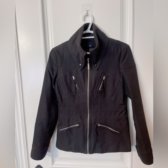 Coat - Picture 1 of 5